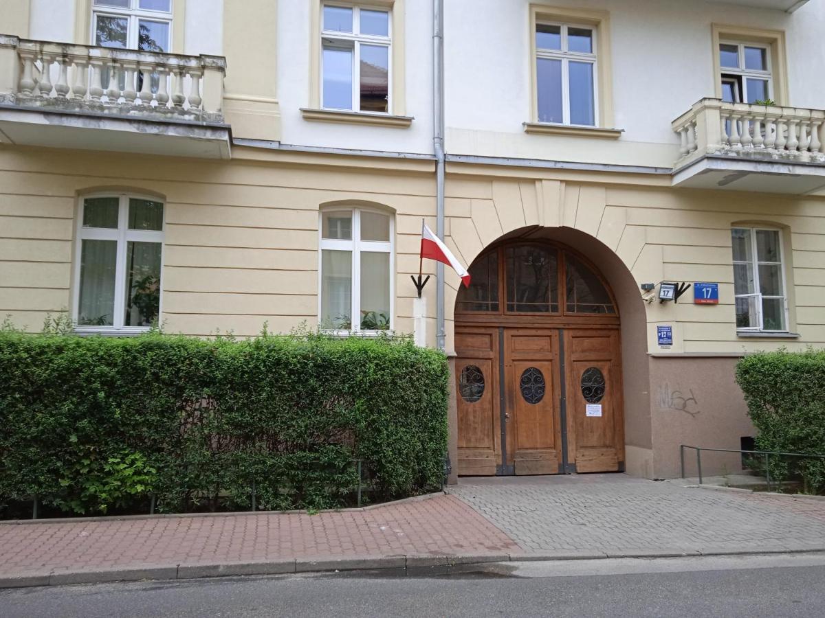 Green Wood Apartament Stara Ochota وارسو المظهر الخارجي الصورة