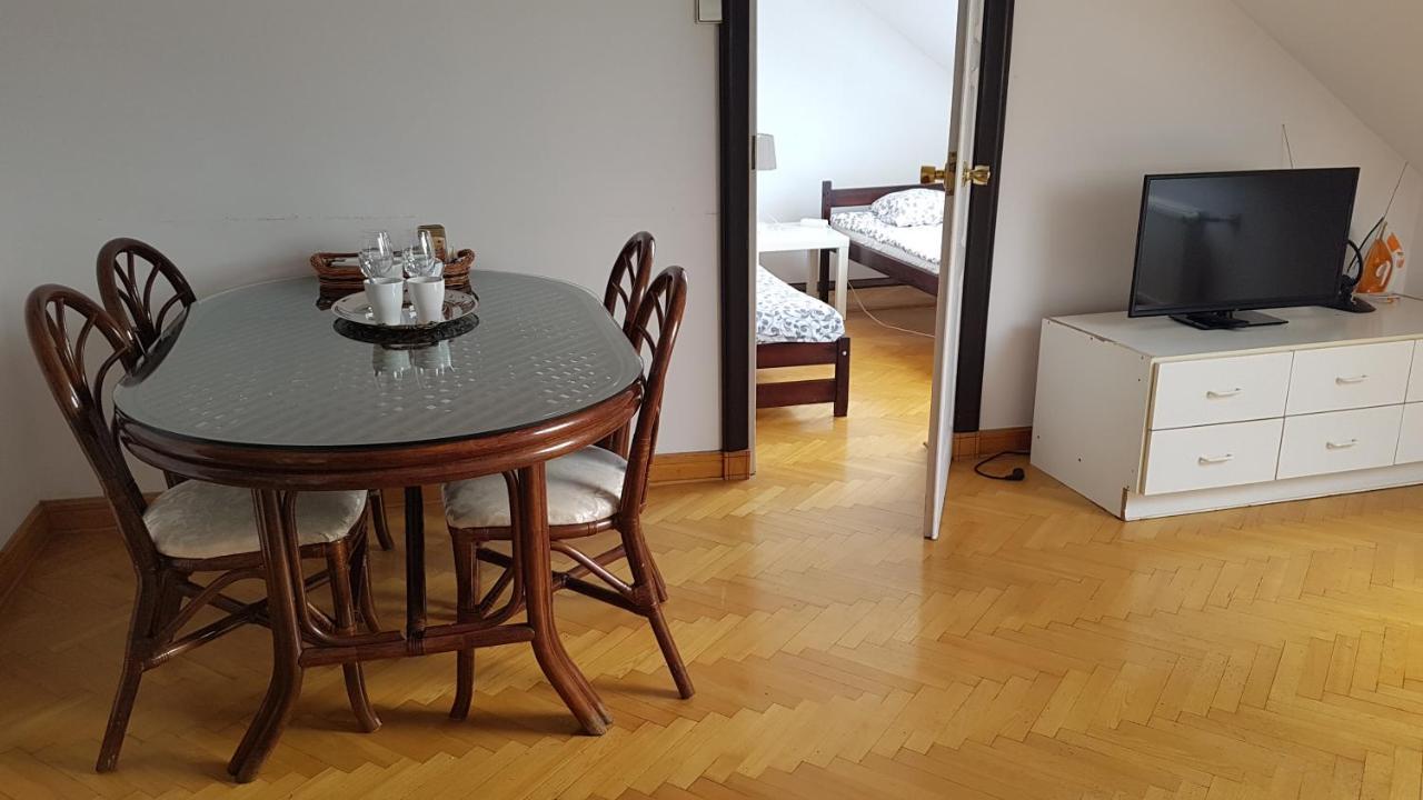Green Wood Apartament Stara Ochota وارسو المظهر الخارجي الصورة
