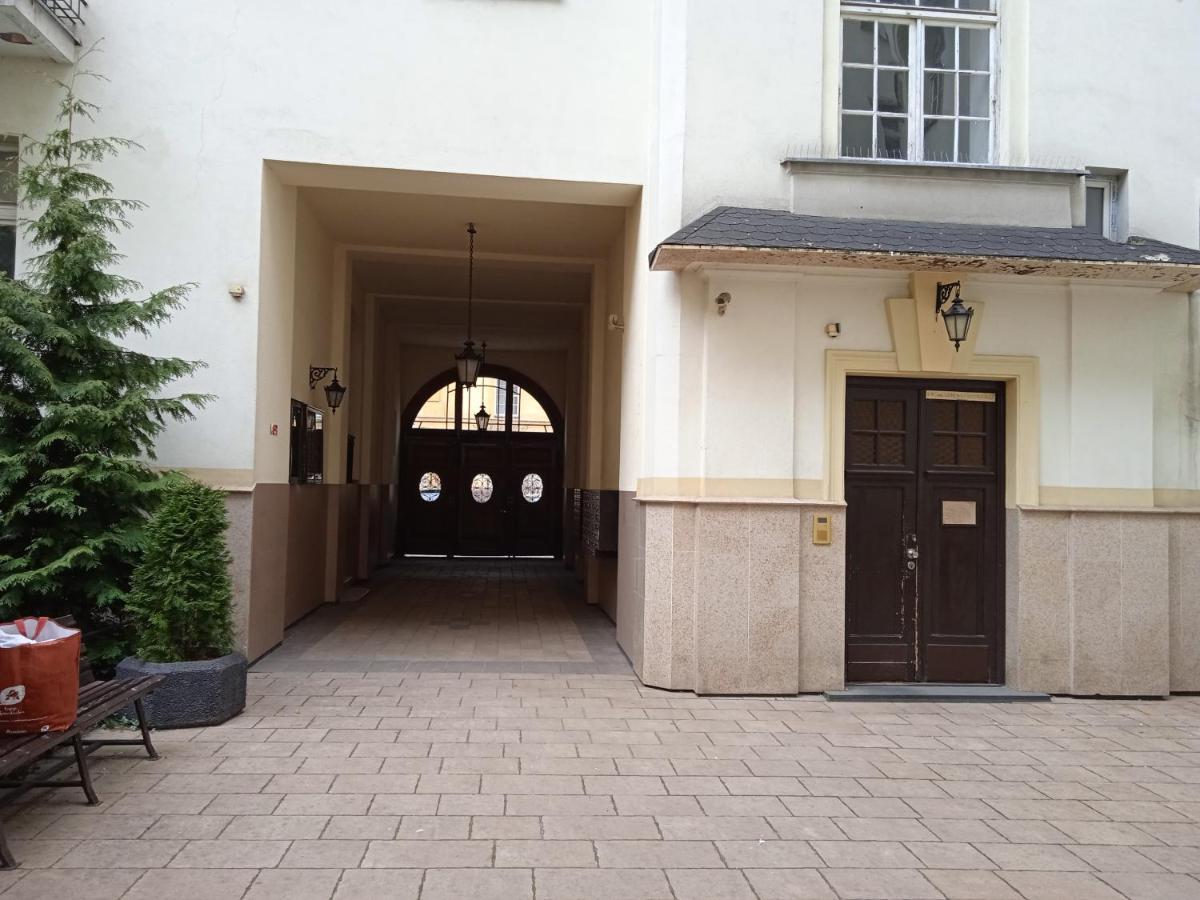 Green Wood Apartament Stara Ochota وارسو المظهر الخارجي الصورة