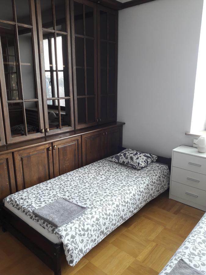 Green Wood Apartament Stara Ochota وارسو المظهر الخارجي الصورة