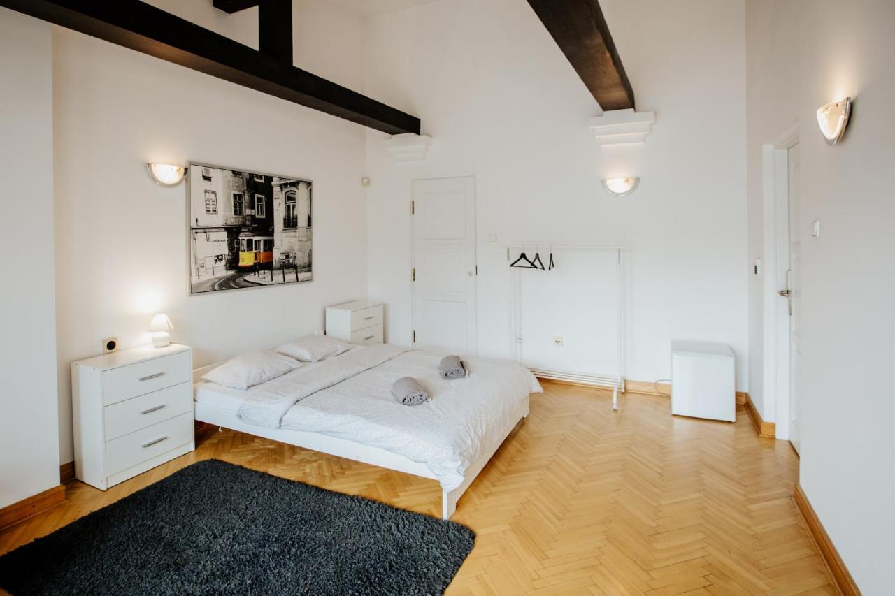 Green Wood Apartament Stara Ochota وارسو المظهر الخارجي الصورة