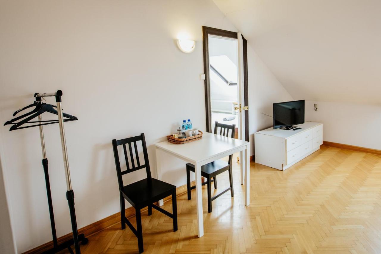 Green Wood Apartament Stara Ochota وارسو المظهر الخارجي الصورة