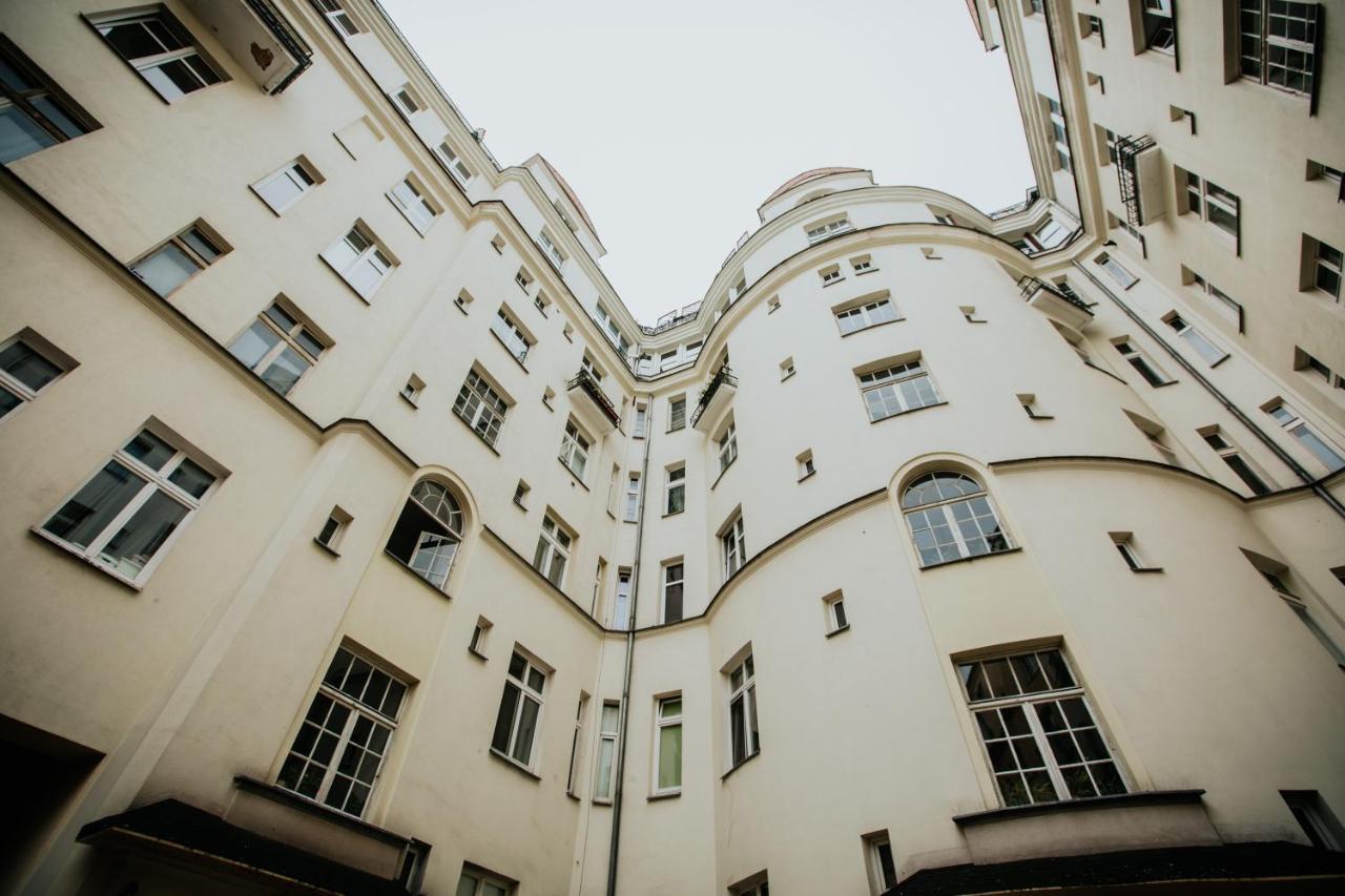 Green Wood Apartament Stara Ochota وارسو المظهر الخارجي الصورة