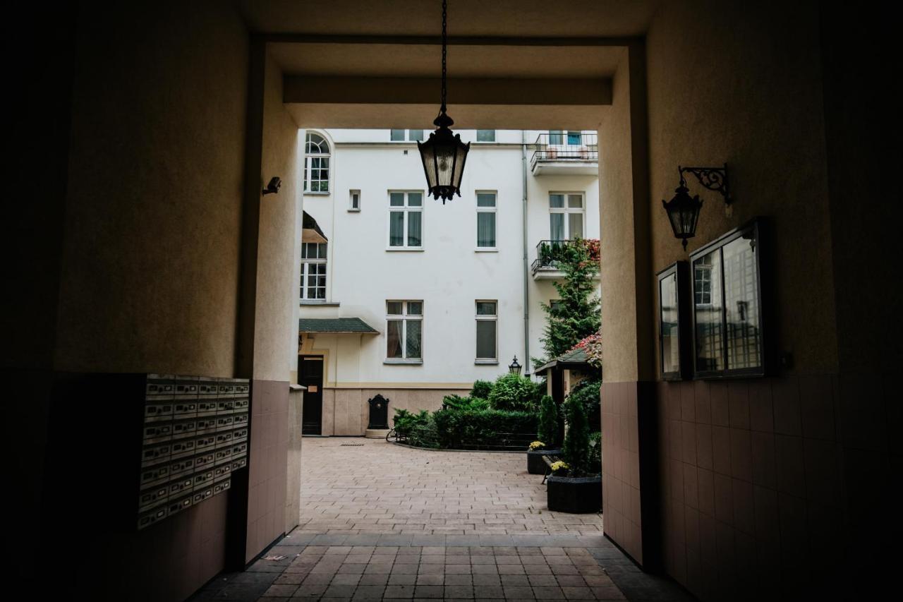 Green Wood Apartament Stara Ochota وارسو المظهر الخارجي الصورة